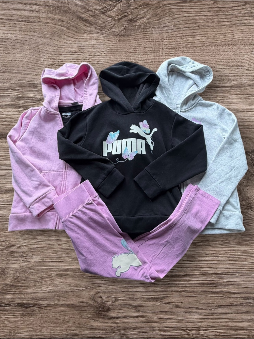 Girls Puma Lot of 5 Matching Pieces Size Medium